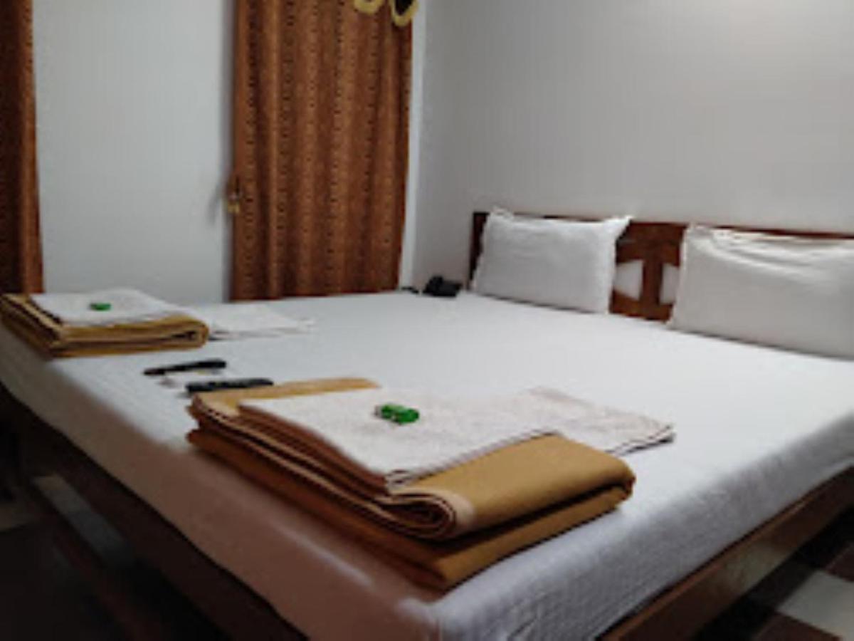 Blue Sea Beach Resort Malvan Bagian luar foto
