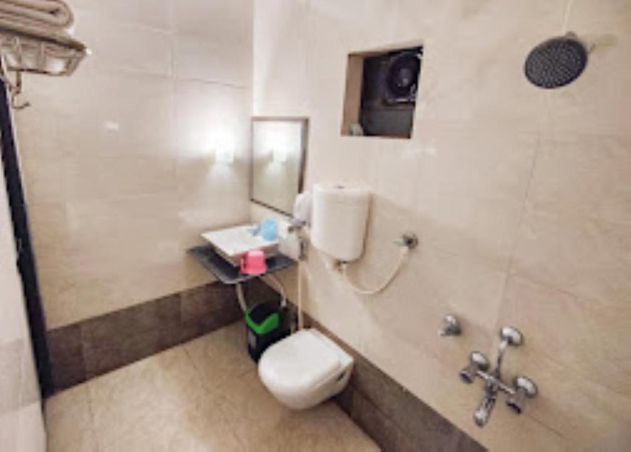 Blue Sea Beach Resort Malvan Bagian luar foto