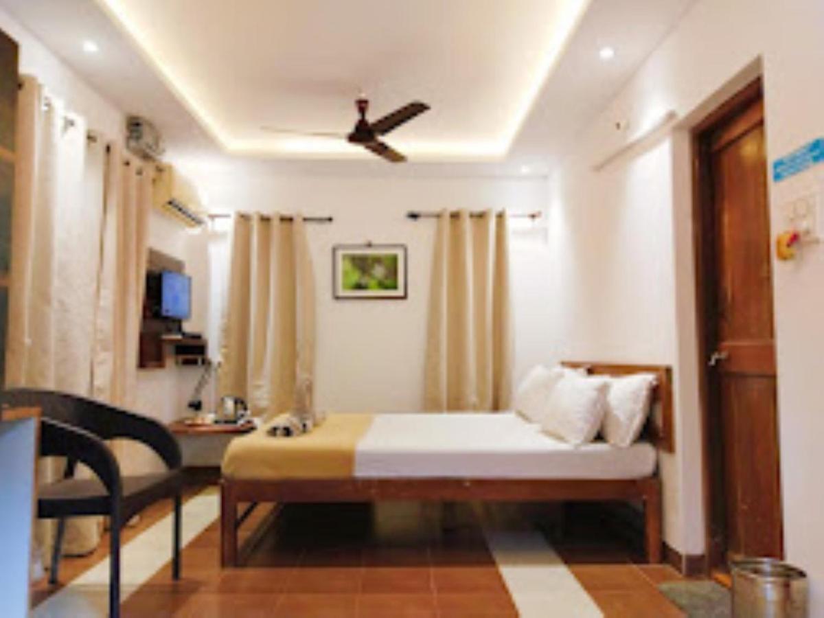 Blue Sea Beach Resort Malvan Bagian luar foto